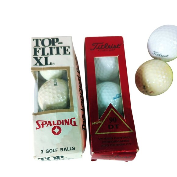 Vintage Spalding & Titleist Golf Balls Assortment of 18 - Picture 3 of 4